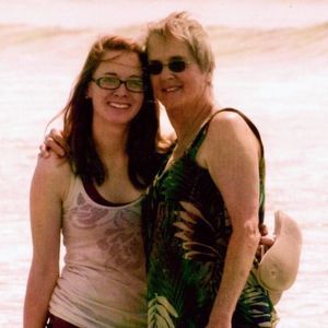 Meet your Posher, Alicia